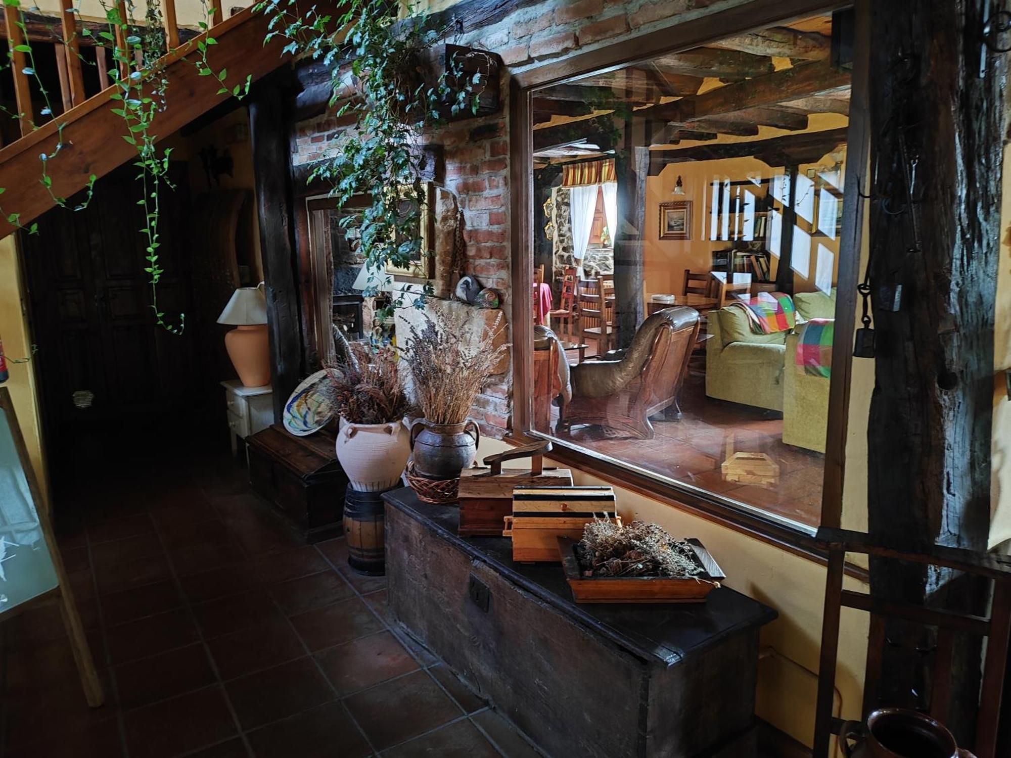 Casa Simon Guest House Cervera De Pisuerga Eksteriør bilde