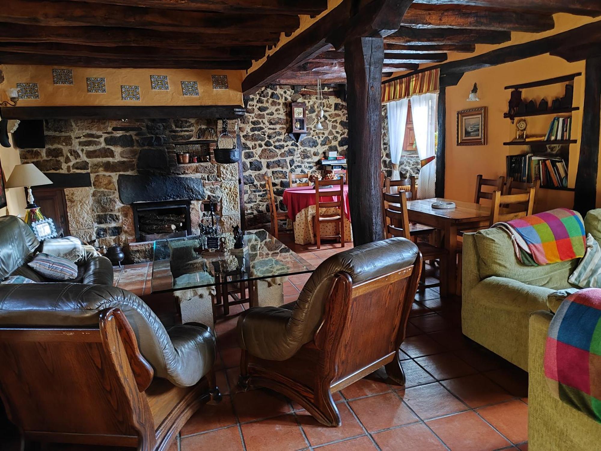 Casa Simon Guest House Cervera De Pisuerga Eksteriør bilde